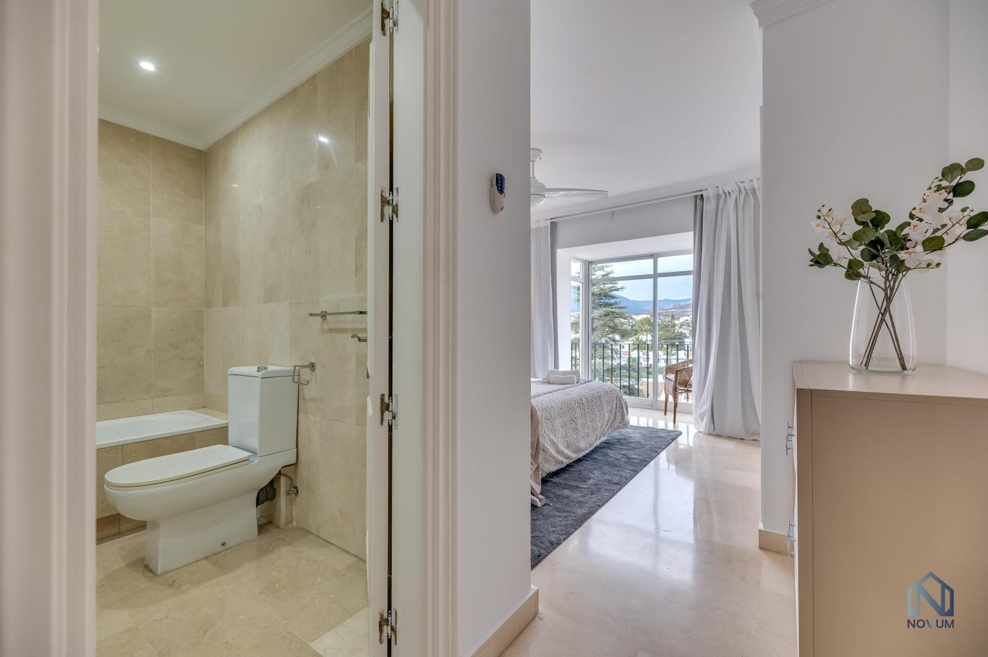 Newly Refurbished 2 Bdrm Amazing Complex W Pools Apartment Marbella