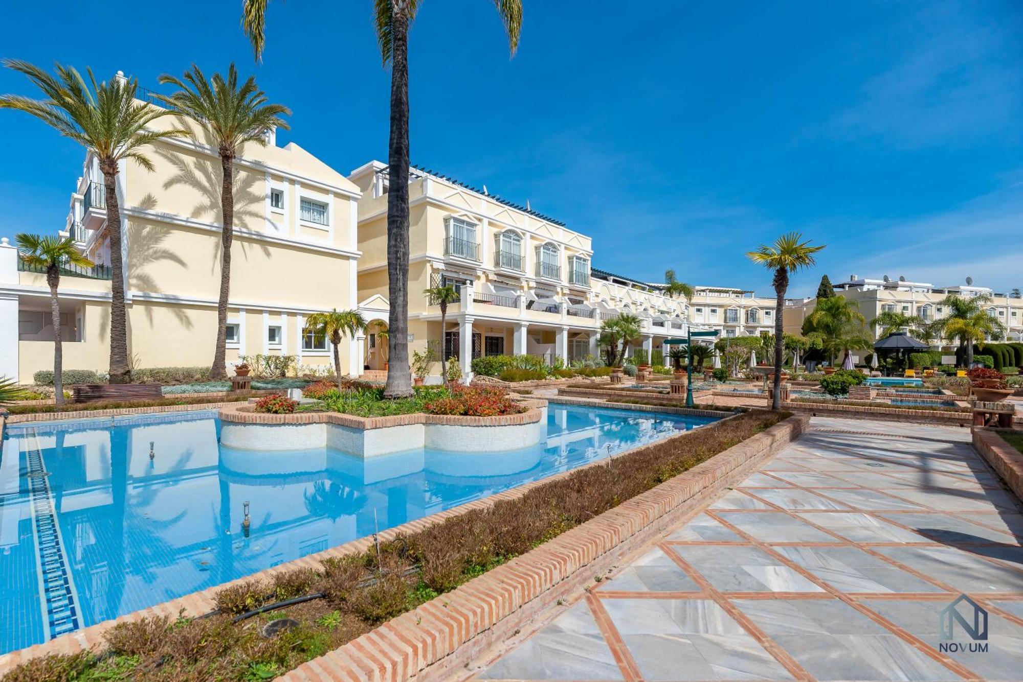 Newly Refurbished 2 Bdrm Amazing Complex W Pools Marbella